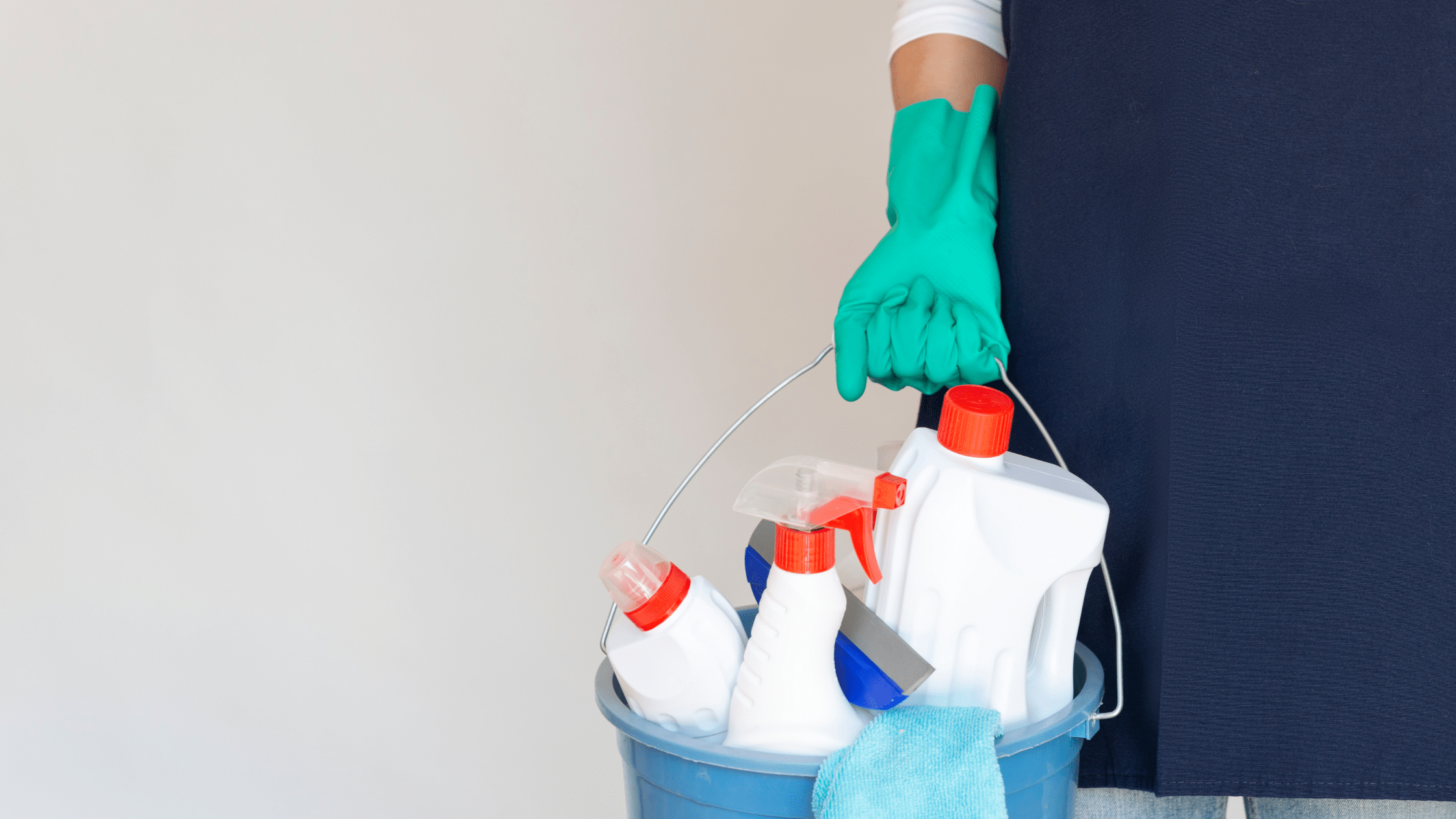 bucket of cleaning supplies for professional cleaners in Orlando, FL